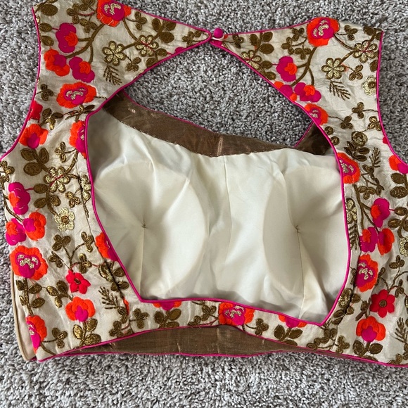 🎉 HP 🎉 NWT Crop Top + Skirt (Lengha) - Picture 2 of 10